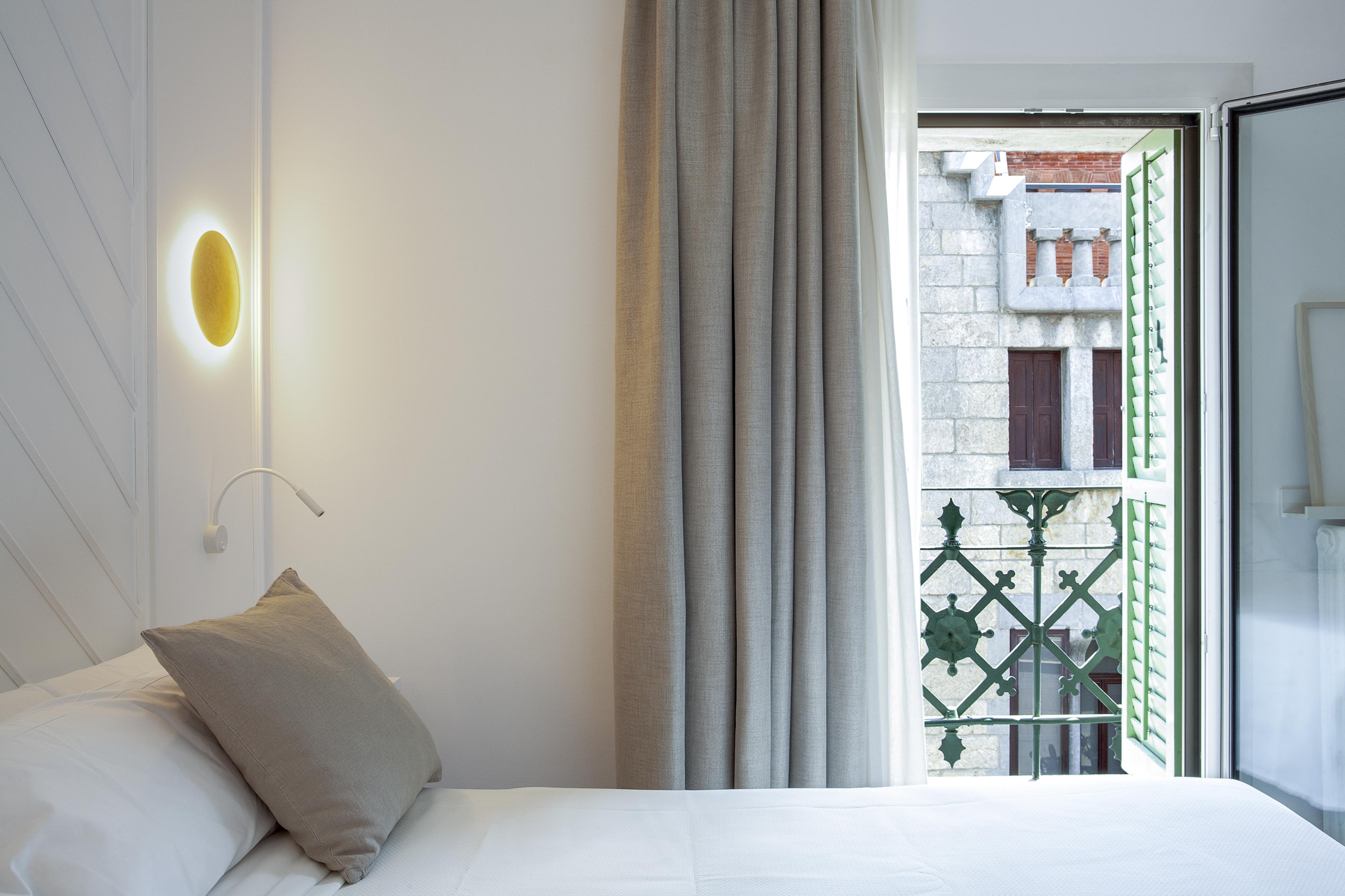 Gaudi Hotel Barcellona Esterno foto